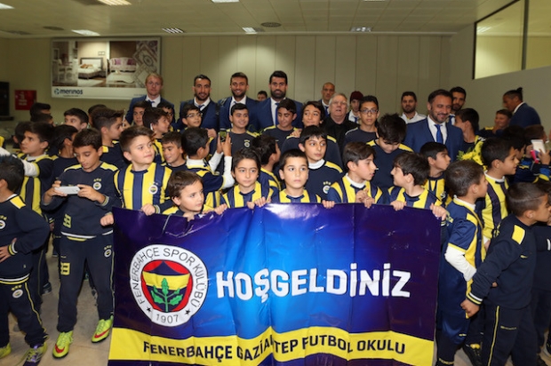 Fenerbahçe’ye görkemli karşılama