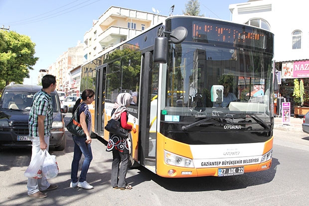 Otobüs ve tramvaylar ücretsiz
