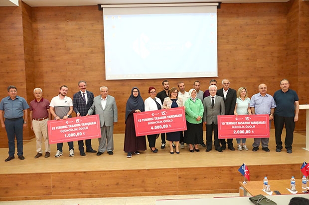 15 Temmuz tasarımlarla anlatıldı