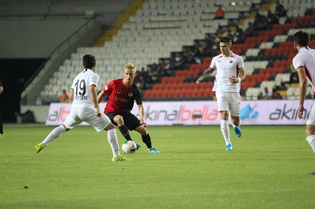 GAZİŞEHİR'DEN GOL YAĞMURU