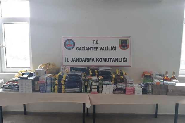 Jandarma kaçakçılara göz açtırmıyor