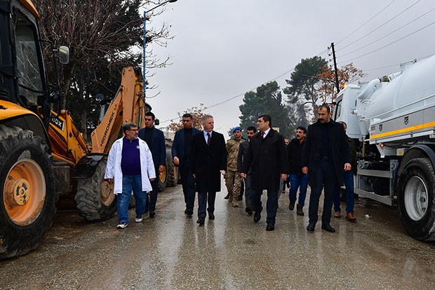 Vali Gül, Cerablus’ta incelemelerde bulundu