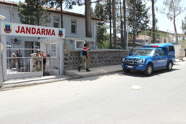 Amca yeğenin arazi kavgasında kan döküldü