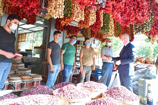 “AİLENİZ İÇİN BU DÖNEM GEZMEYİN”