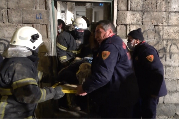 Gaziantep’teki çöken binadan acı haber