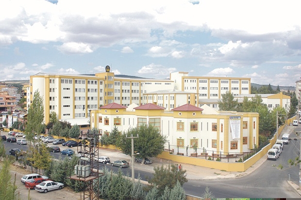 Gaziantep Kolej Vakfı’ndan iki şampiyon