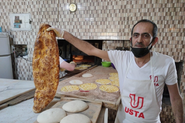 Vatandaşlara destek için pideye yüzde 15 indirim yaptı