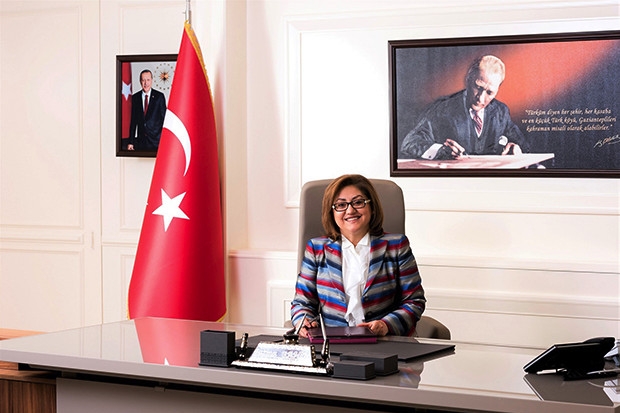 Fatma Şahin'den 23 Nisan kutlaması