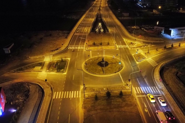 Başkent EDAŞ Kozlu Kavşağı’nı aydınlattı