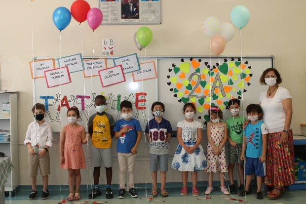 Gaziantep Kolej Vakfı’nda karne coşkusu