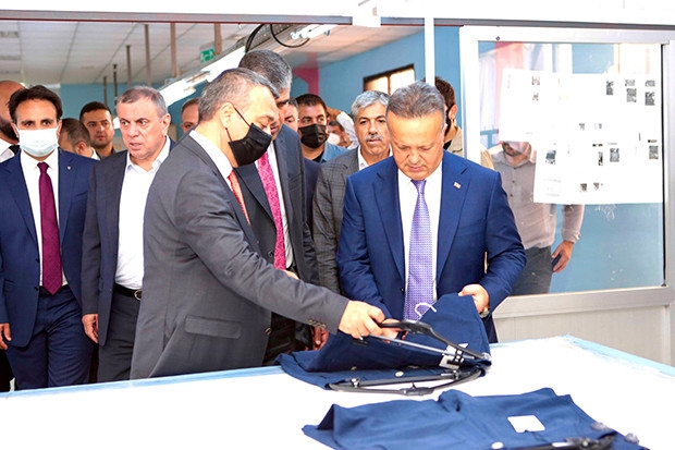 TİM Başkanı İsmail Gülle Aslankaya Tekstil’i ziyaret etti