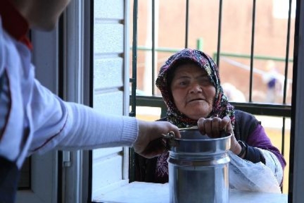 Yoksulun karnı doydu