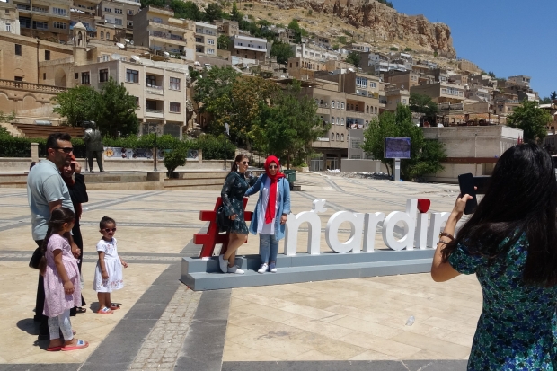 Mardin’e hafta sonu turist akını