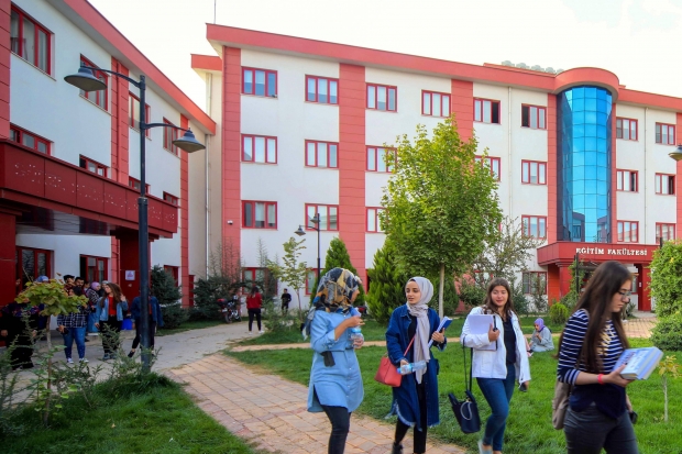 GAÜN Eğitim Fakültesi'ndeki tüm bölümlere EPDAD akreditesi