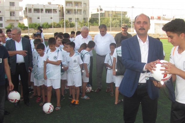Araban Belediyesi futbol okulu açtı