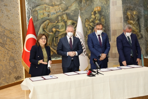 Gaziantep’te binlerce kitap öğrencilerin ayağına kadar getirilecek