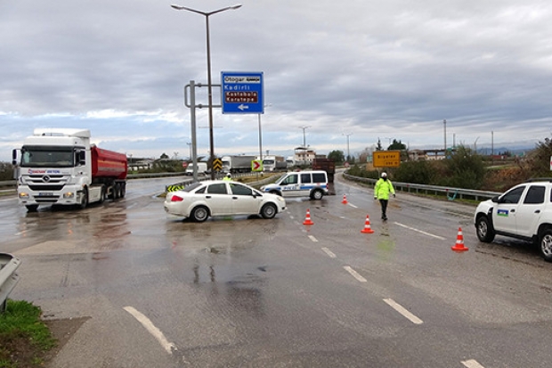 TAG otoyolu Gaziantep yönü trafiğe kapatıldı