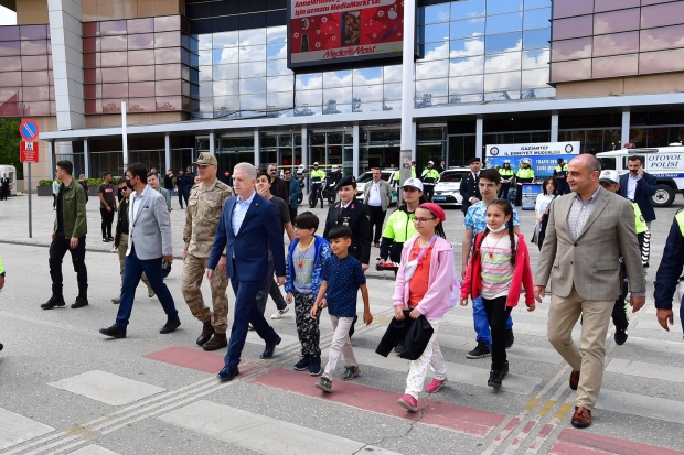 Yayalar İçin 5 Adımda Güvenli Trafik Etkinliği