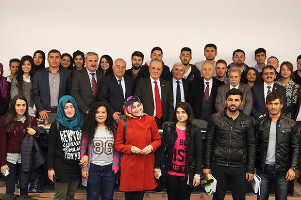 GAÜN'de anlamlı panel
