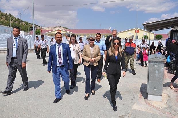 UNESCO heyetinden Nizip kampına ziyaret