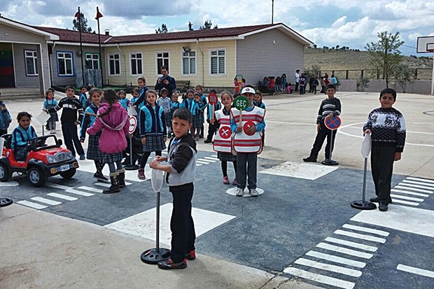 Gaziantep'te 'Kırmızıda dur yeşilde geç' projesi