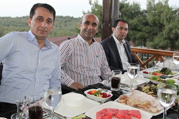 Özdemir’den daire amirlerine iftar