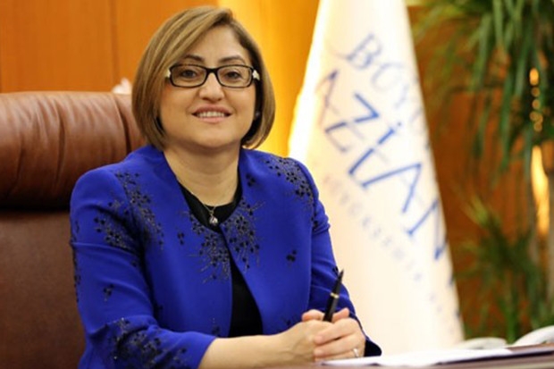 Fatma Şahin en başarılı ve en beğenilen başkan seçildi