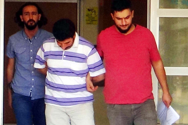 Suriye'ye kaçarken yakalanan Erzurum Savcısı tutuklandı
