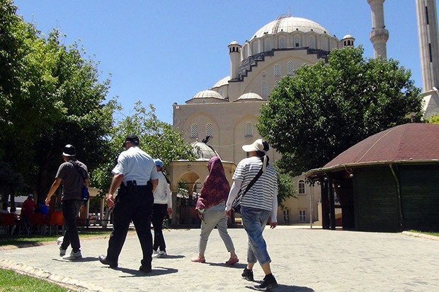 Gaziantep'te misyonerler sınır dışı edildi