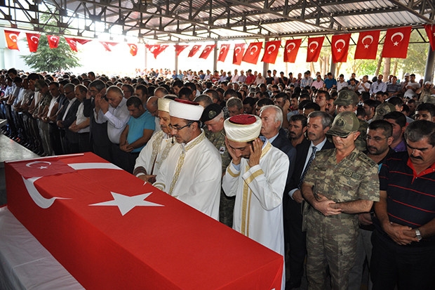 Gaziantep şehidini uğurladı