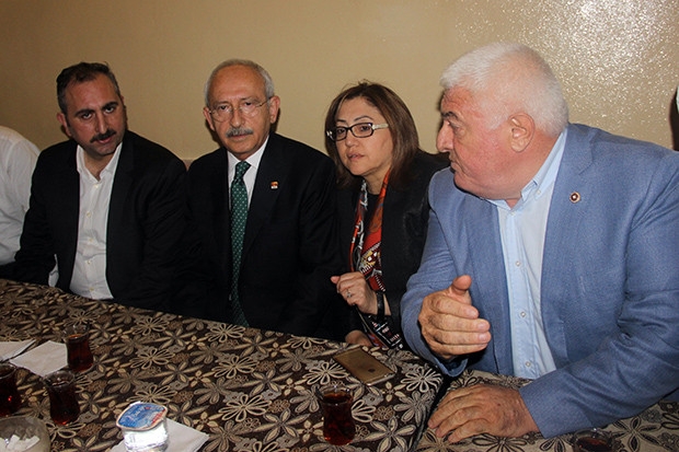 Kılıçdaroğlu, Şırnaklılar Derneği'ni ziyaret etti