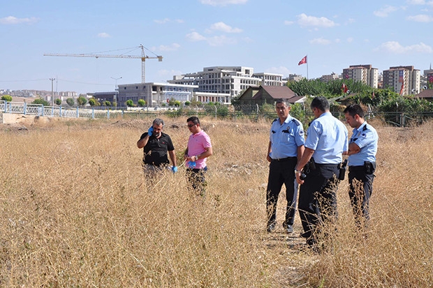 Gaziantep'te boş arazide bulunan erkek cesedinin kimliği belirlendi