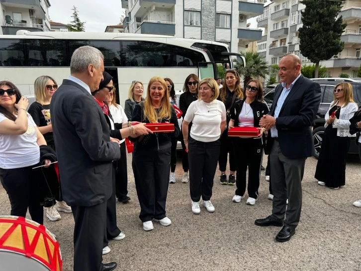 Gaziantep’ten Samsun’a Bayrak Teslim Töreni