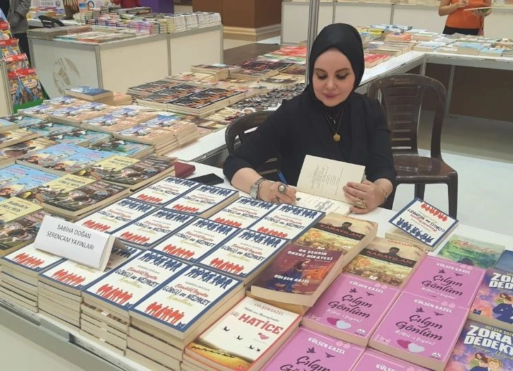 Gaziantepli Yazar Sabiha Doğan, Kitap Fuarında Okurlarıyla Buluştu