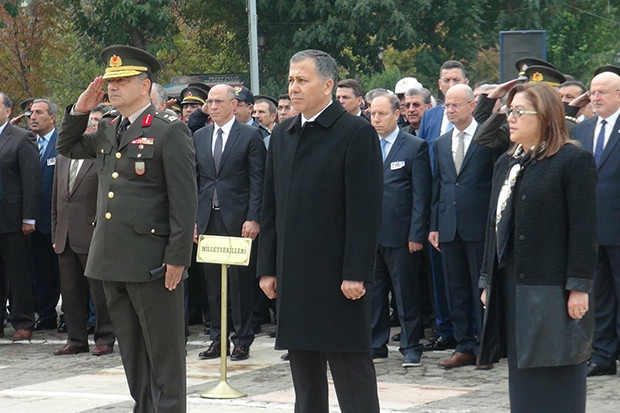 Atatürk, Gaziantep'te anıldı