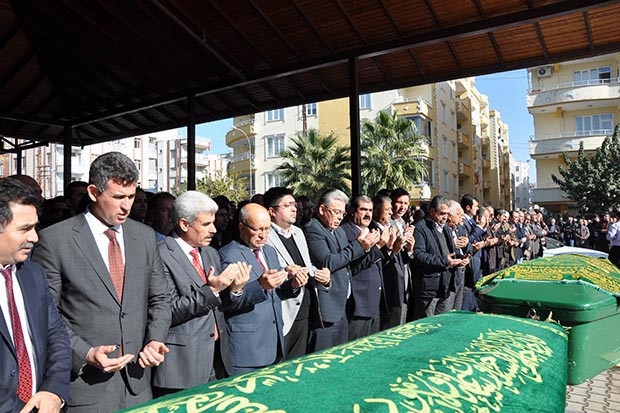 Gaziantep Barosu Başkanı Kahraman'ın babası defnedildi