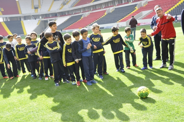 GKV'li öğrencilerden Gaziantep Arenaya tam puan