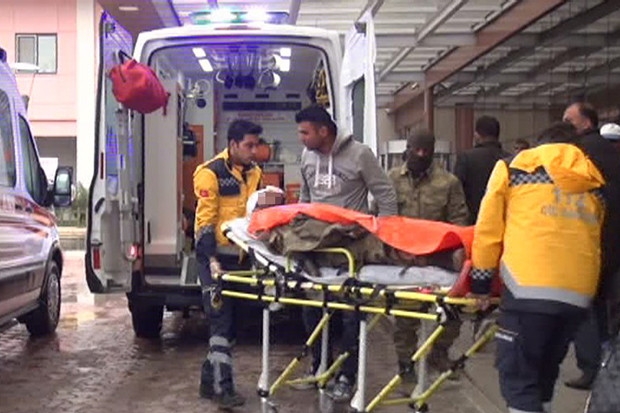 El Bab operasyonunda 4 asker yaralandı