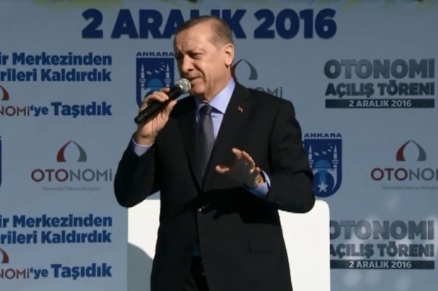 Erdoğan. "Dövizi olanlar parasını altına, TL’ye dönüştürsün"