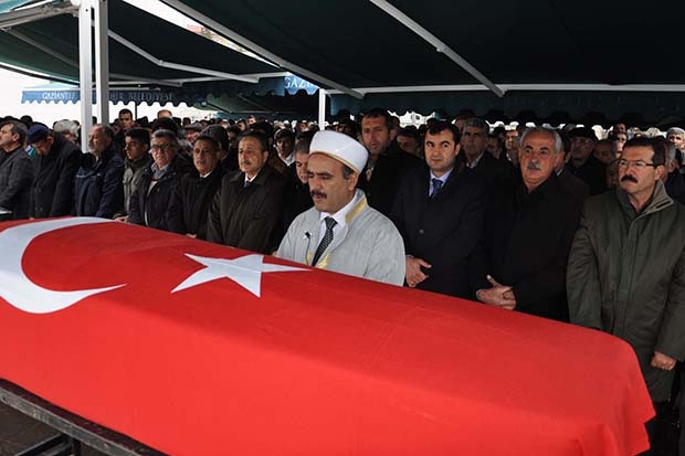 Gaziantep eski milletvekili Yıldırır toprağa verildi