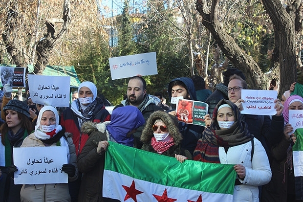 Halep protestosunda gerginlik