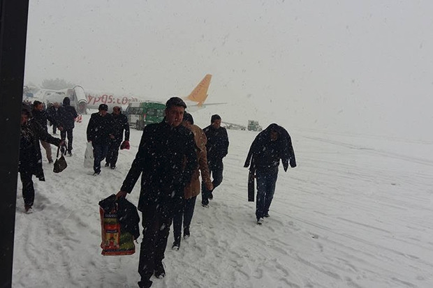 Gaziantep’te uçak seferleri iptal