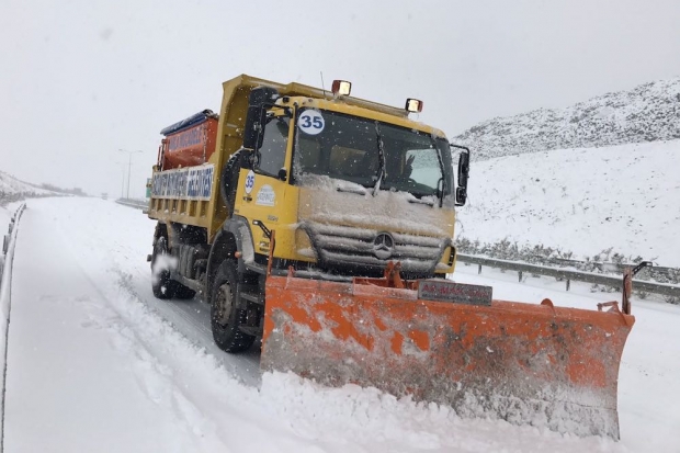 Gaziantep Büyükşehir’den kapalı yollara anında müdahale