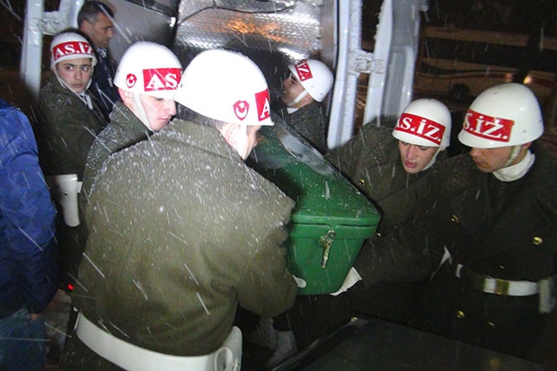 Fırat Kalkanı şehitleri Gaziantep'e getirildi