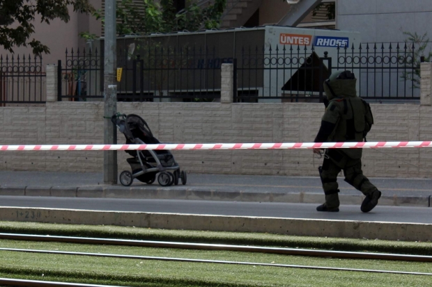 Emniyet binasında bomba paniği