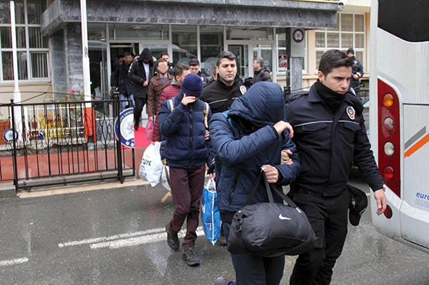 FETÖ'den 26 kişi adliyeye sevk edildi