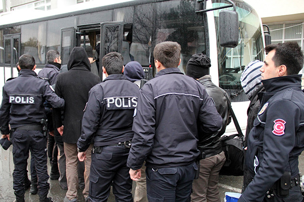Samsun'da FETÖ'den 14 kişi tutuklandı