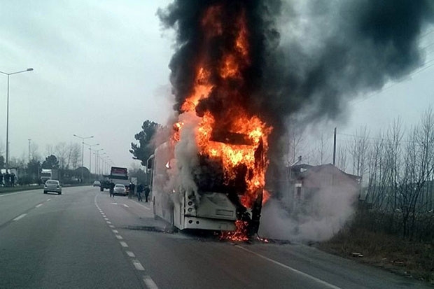 Samsun’da yolcu otobüsü alev alev yandı