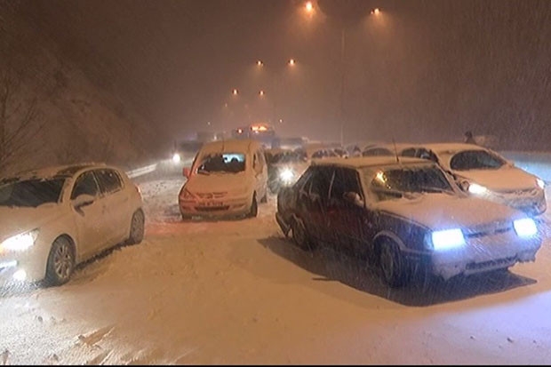 Bursa-Mudanya yolu kapandı