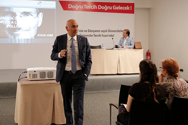 HKÜ Türkiye’nin dört bir yanında üniversite adayları ile buluşacak